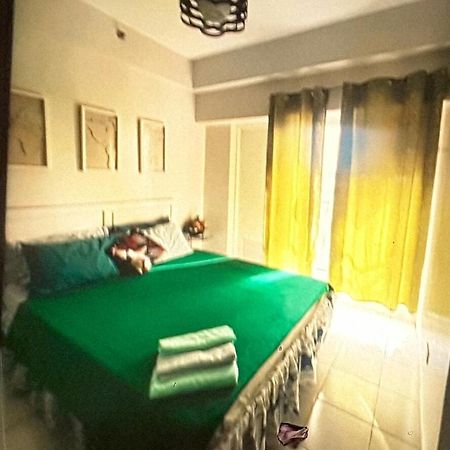 Mary'S Crib Cityland Prime Tagaytay With Free Wifi & Swimming Тагайтай Экстерьер фото