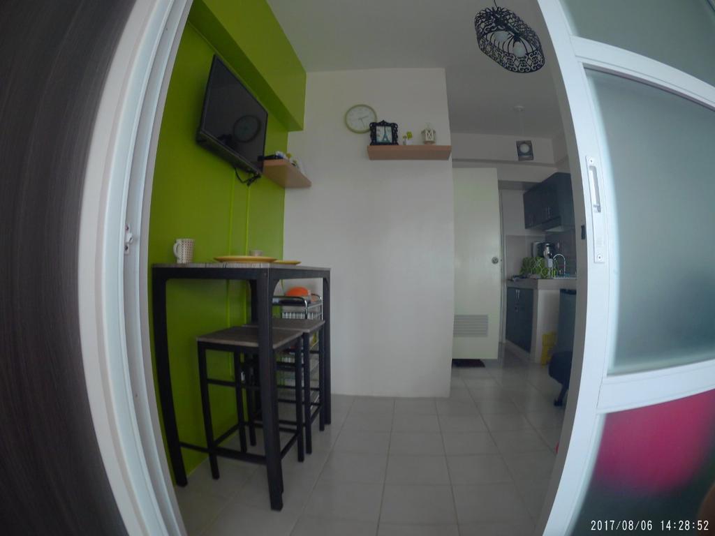 Mary'S Crib Cityland Prime Tagaytay With Free Wifi & Swimming Тагайтай Экстерьер фото