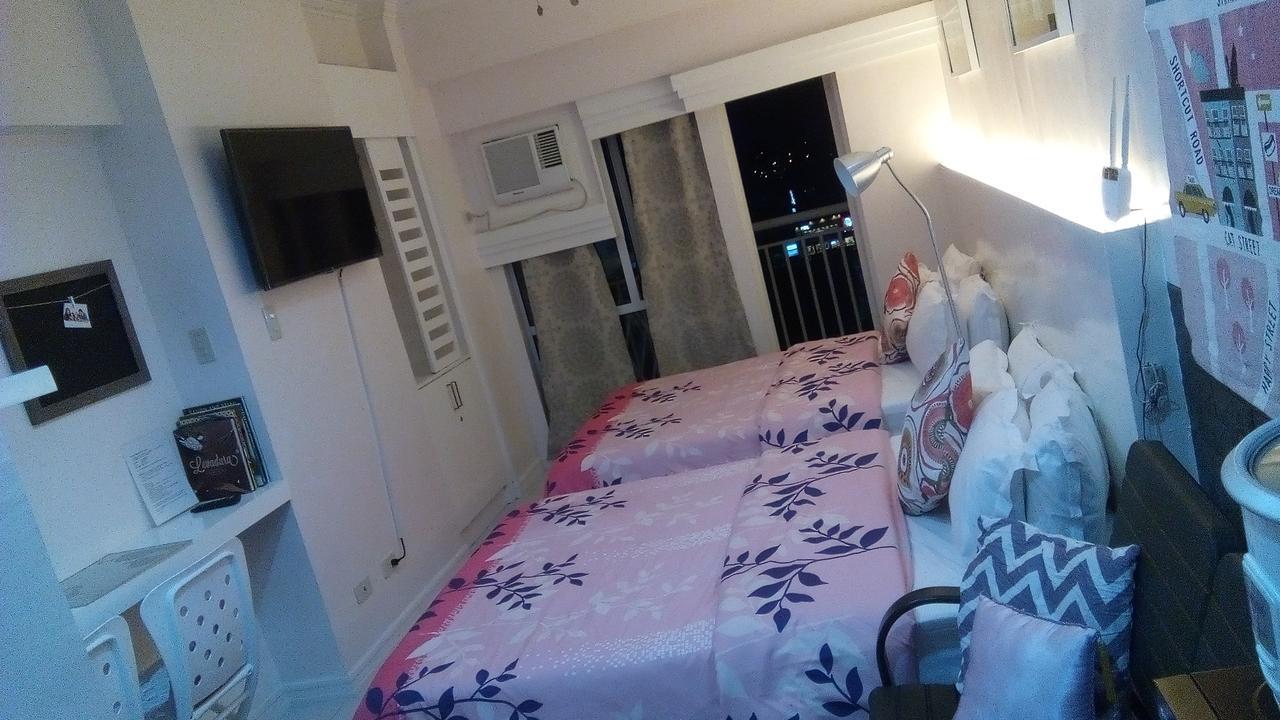 Mary'S Crib Cityland Prime Tagaytay With Free Wifi & Swimming Тагайтай Экстерьер фото